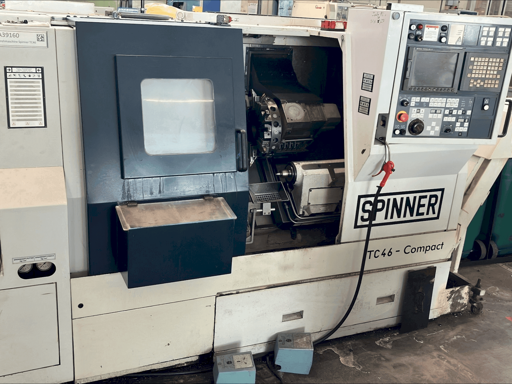 Vista frontale della macchina SPINNER TC46-COMPACT