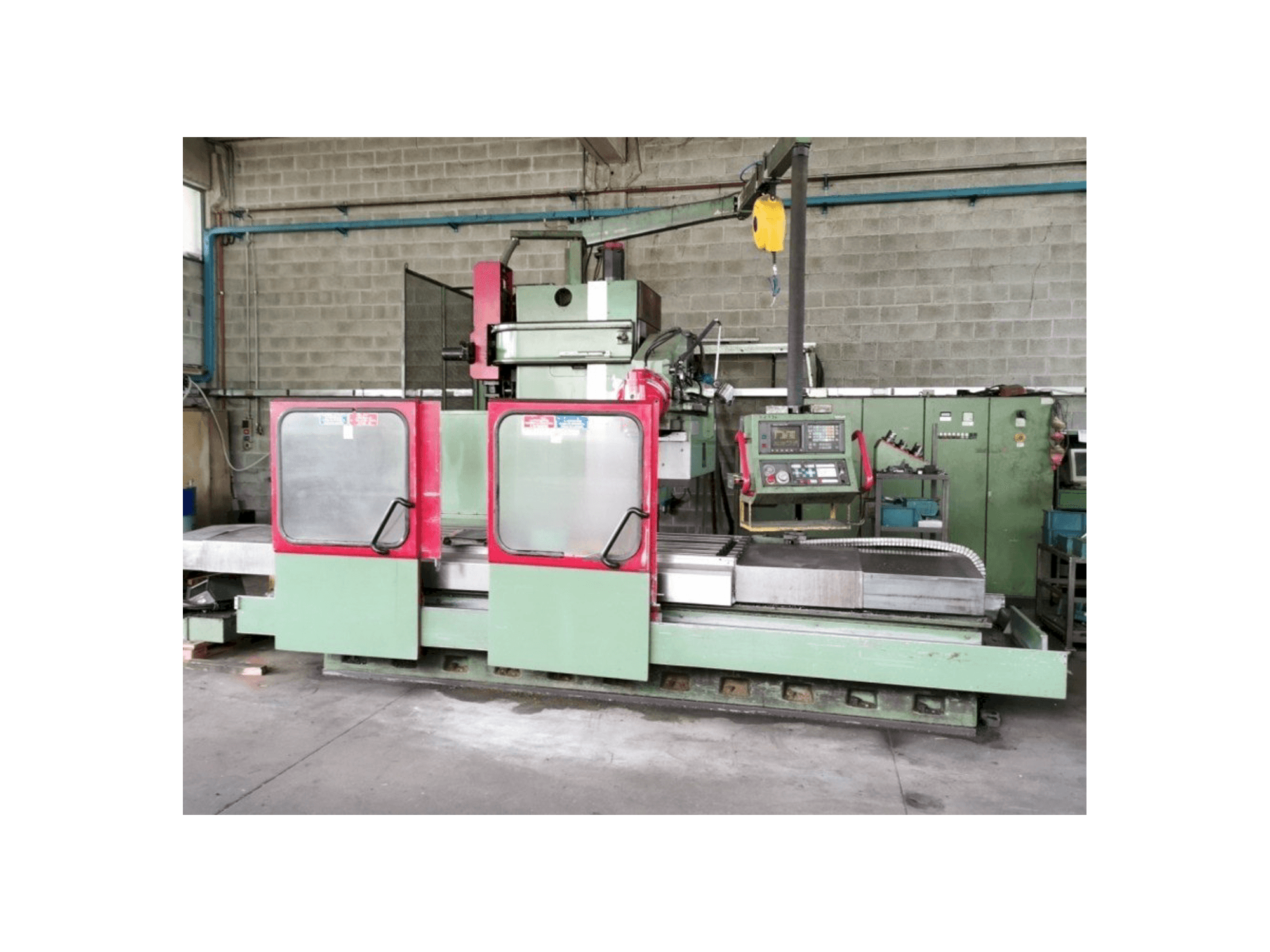 Vista frontale della macchina NOVAR CENTER 1000K 40