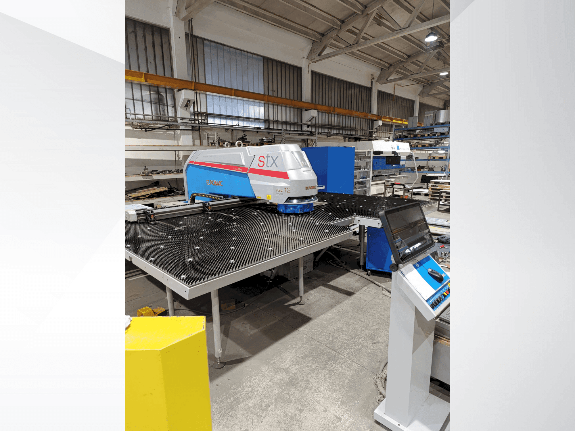 Vista frontale della macchina Euromac STX FLEX 12 1500/22-2500