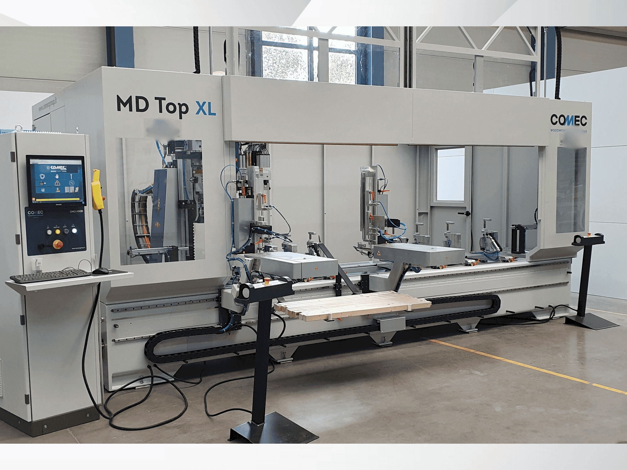 Vista frontale della macchina COMEC MD TOP XLS CA2