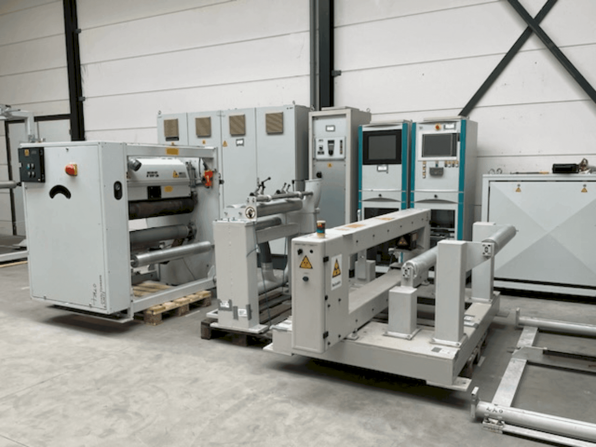 Vista frontale della macchina Battenfeld BA 60