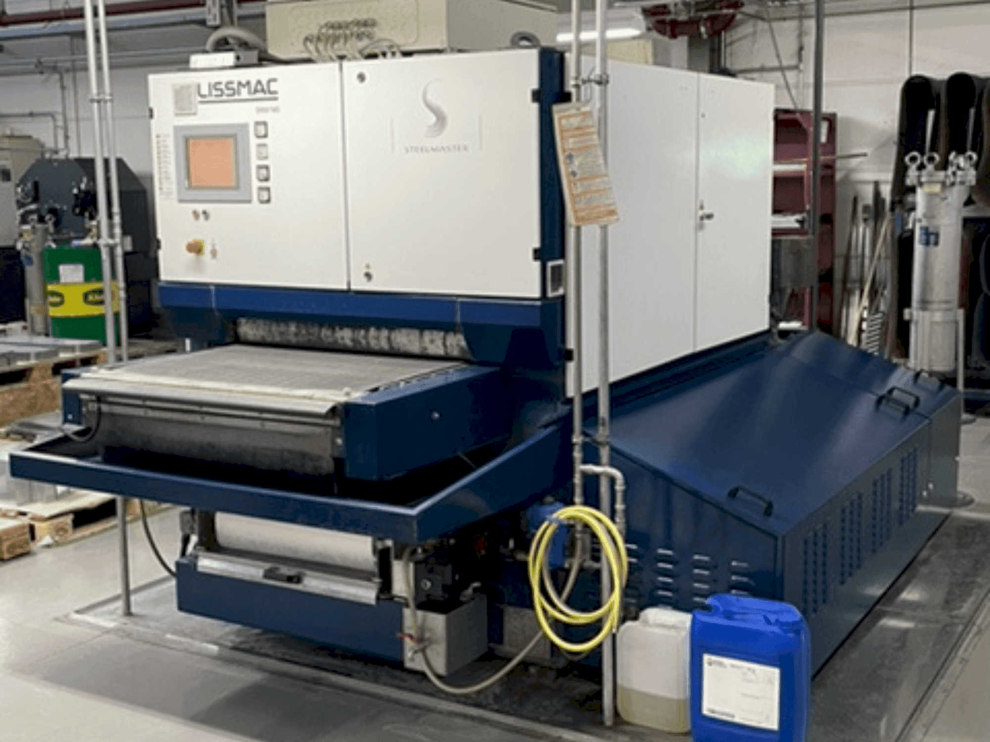 Vista frontale della macchina LISSMAC SMW 543 RTTB