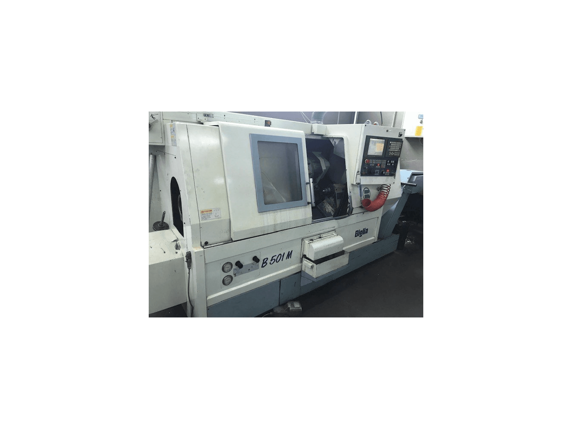 Vista frontale della macchina Biglia B501