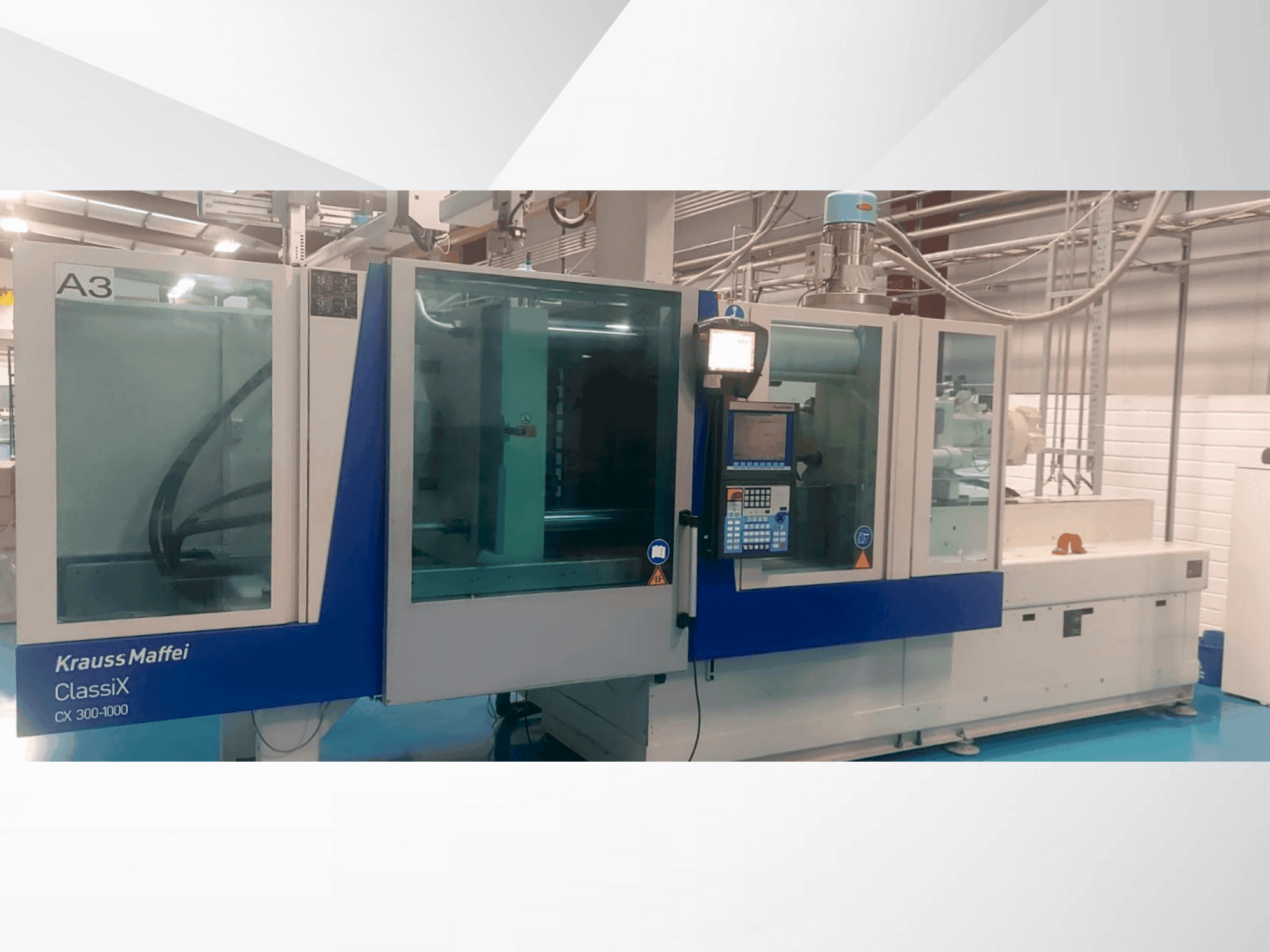 Vista frontale della macchina Krauss Maffei ClassiX 300-1000 CX