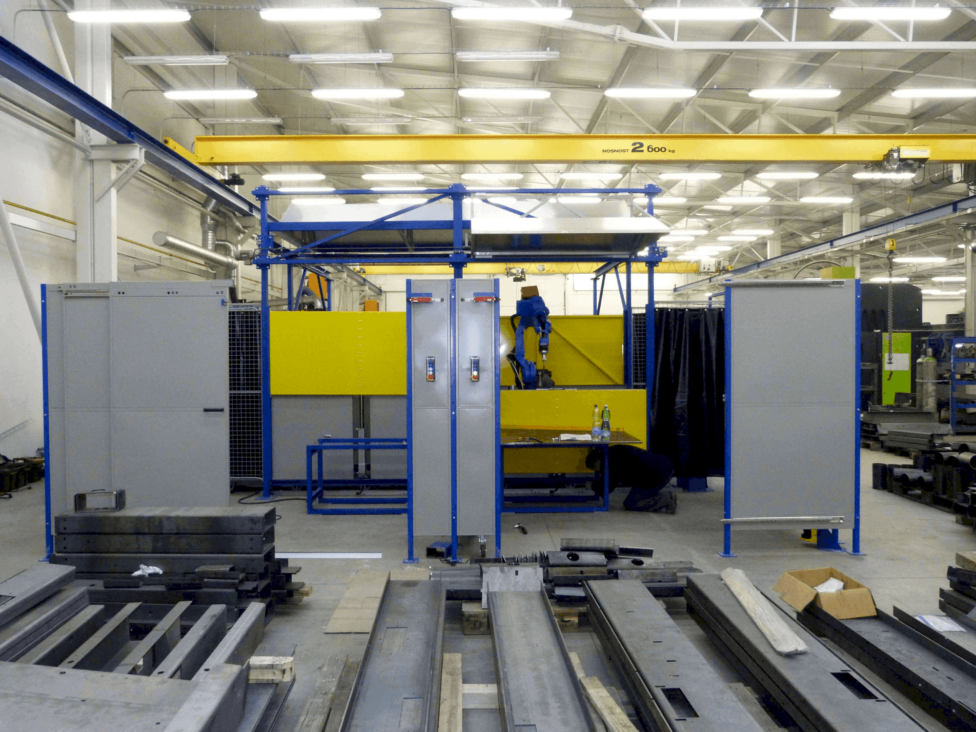 Vista frontale della macchina Yaskawa Motoman MA1900