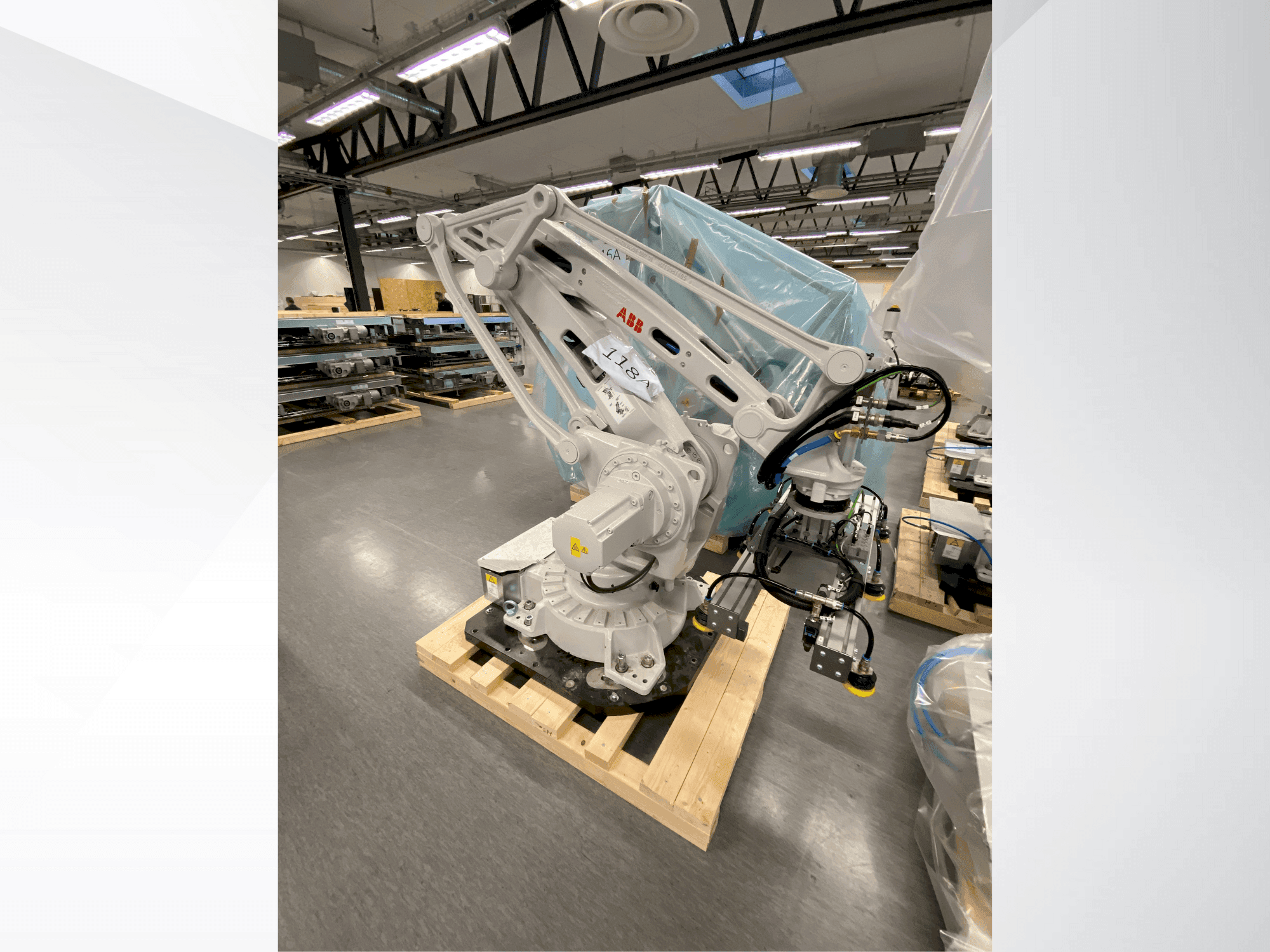 Vista frontale della macchina ABB IRB 460-110/2.4