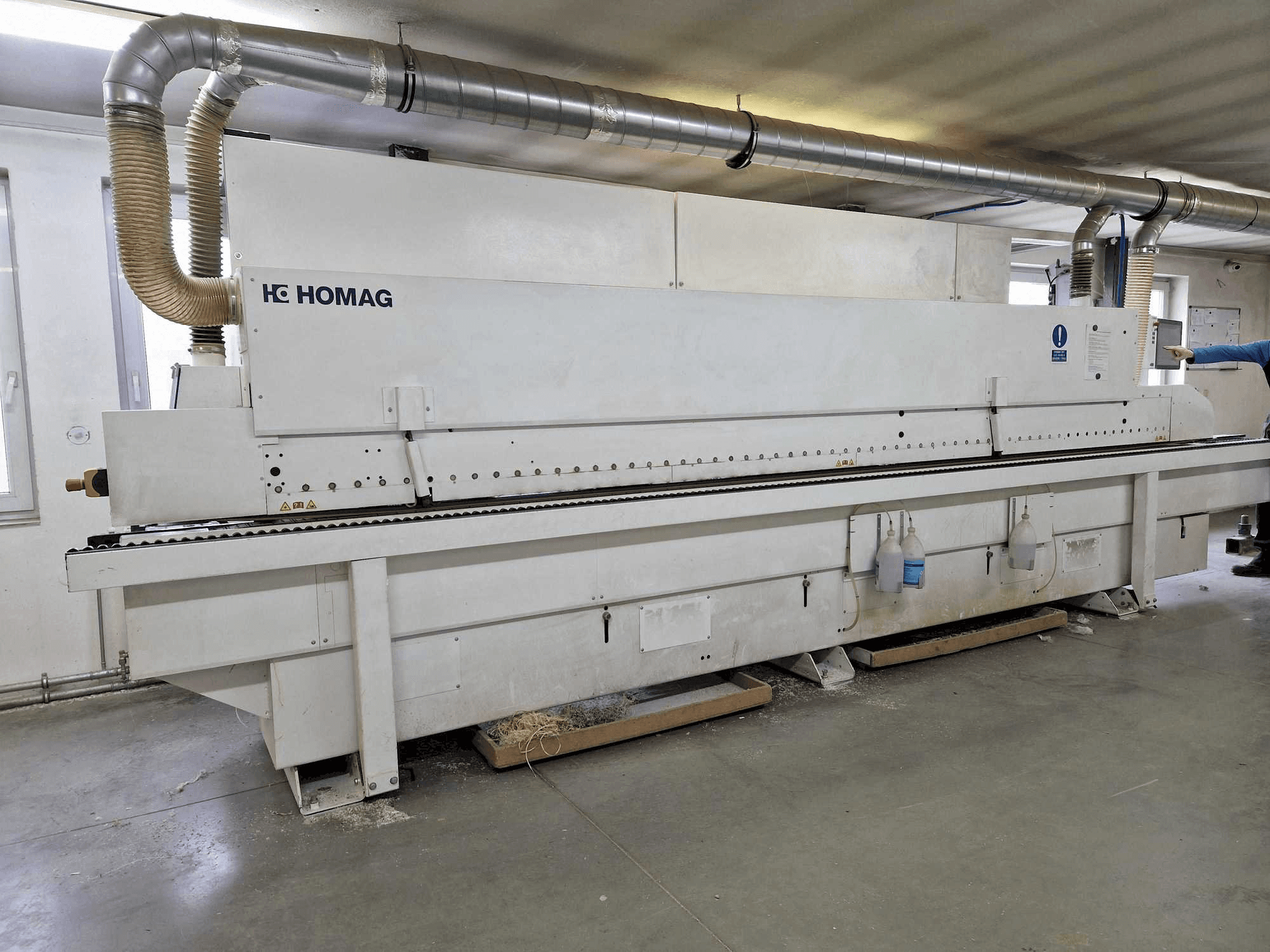 Vista frontale della macchina HOMAG Edgeteq S-390 Optimat KDF 860C