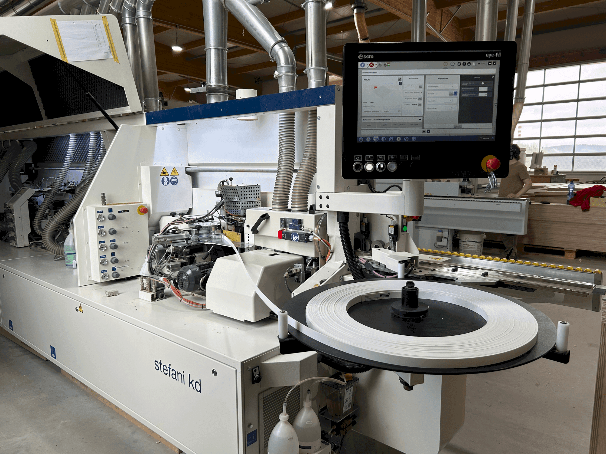 Vista frontale della macchina SCM Stefani kd hp